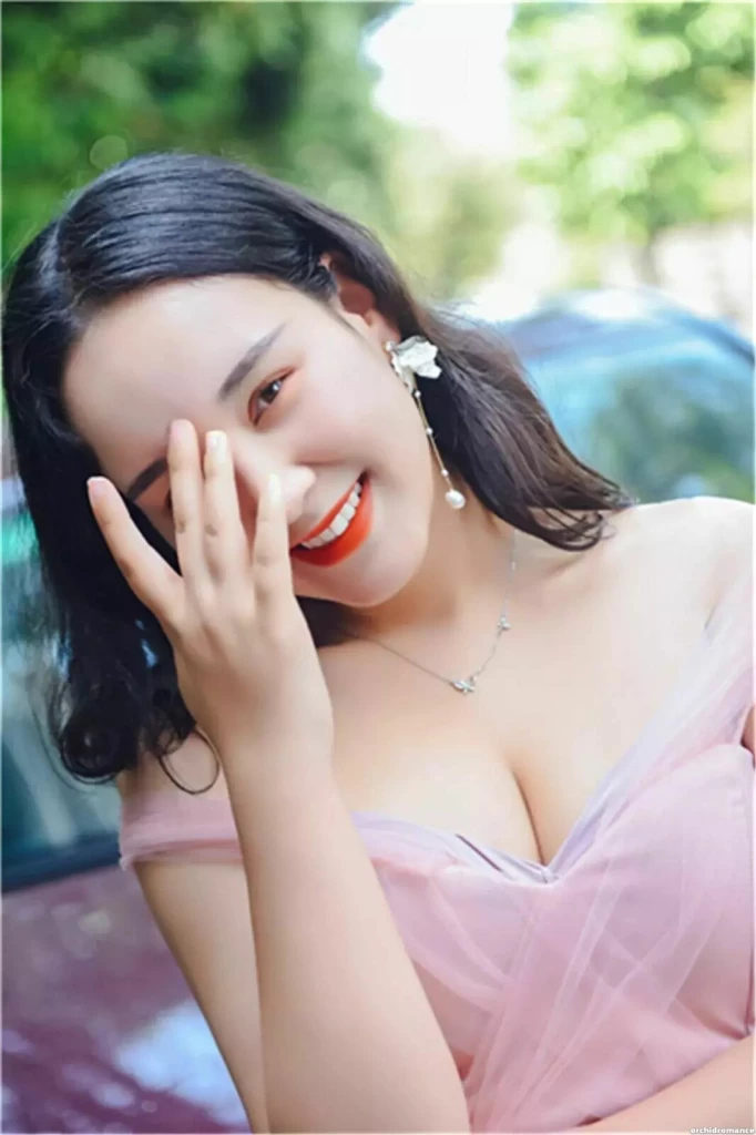 Zi lin Profile image 2