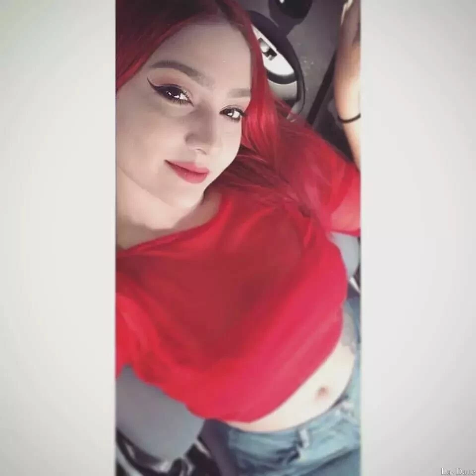 Mariangela, 25