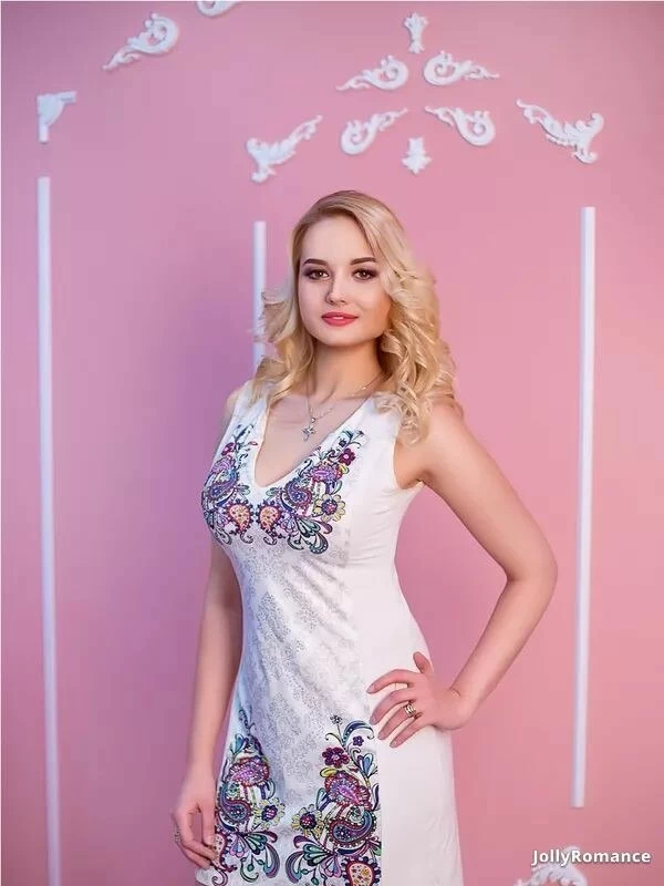 Irina Profile image 5