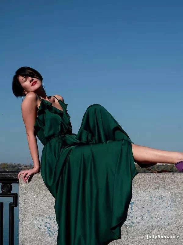 Anna Profile image 4