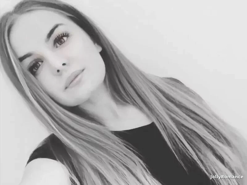 Ulyana, 25