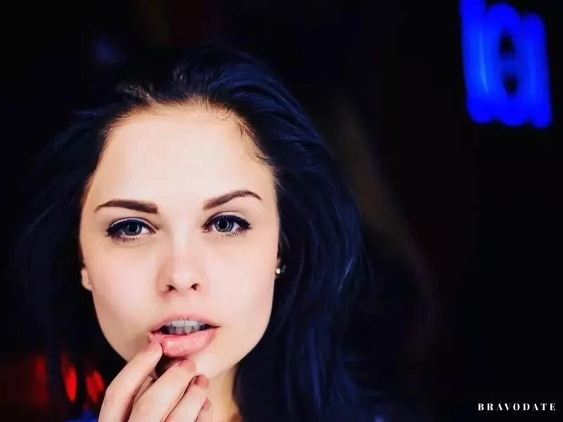 Christina Profile image 2