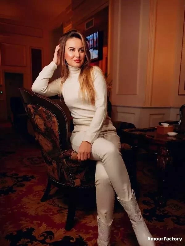 Aleksandra Profile image 2