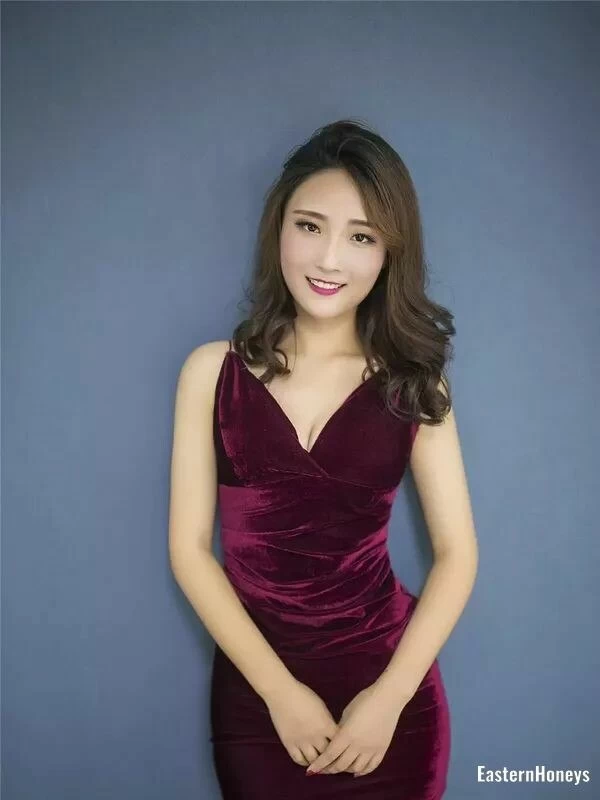 Rose, 26