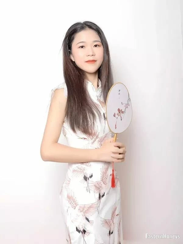 Yingxin Profile image 3