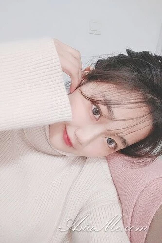 Hong Profile image 3