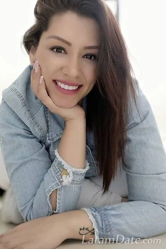 Daniela Profile image 3