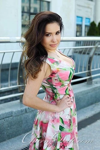 Anna, 38