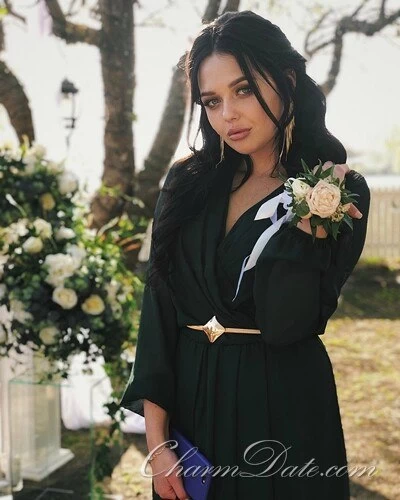 Aliia, 26