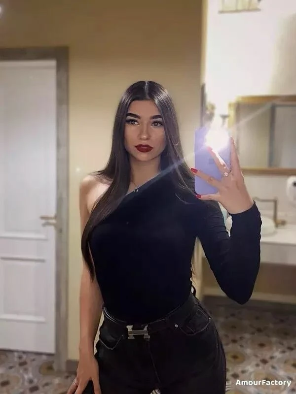 Olga Profile image 4