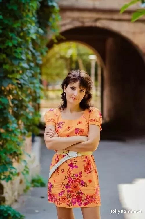 Diana Profile image 2