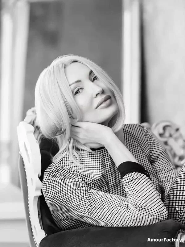 Oksana Profile image 4