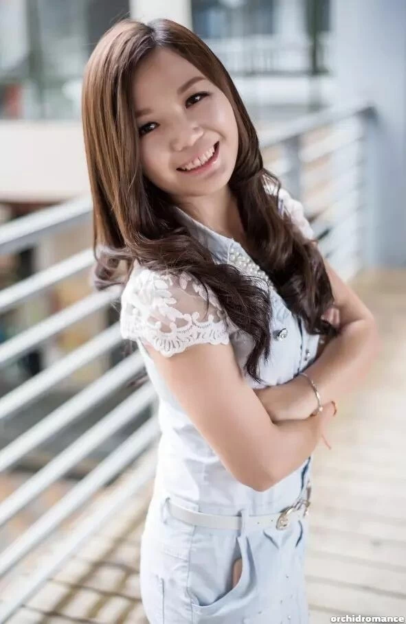 Lily Profile image 4