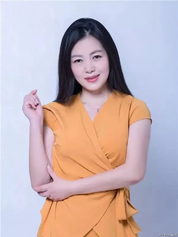 Leah Profile image 6