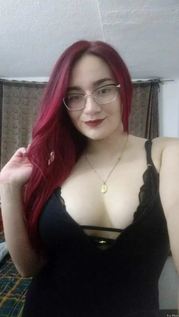 Fernanda Profile image 6
