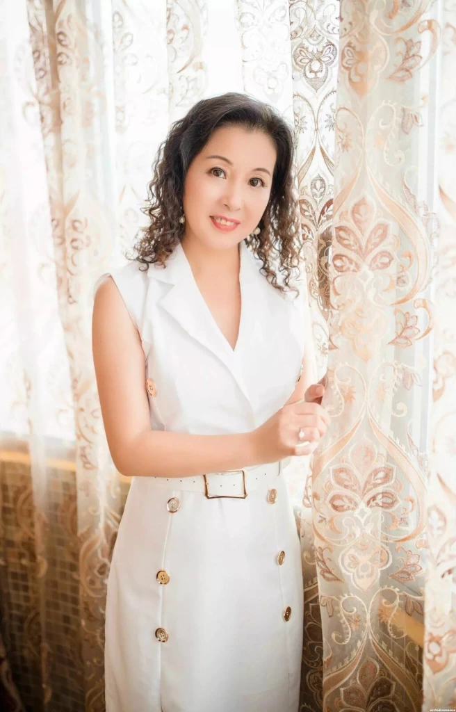 Yuting Profile image 6